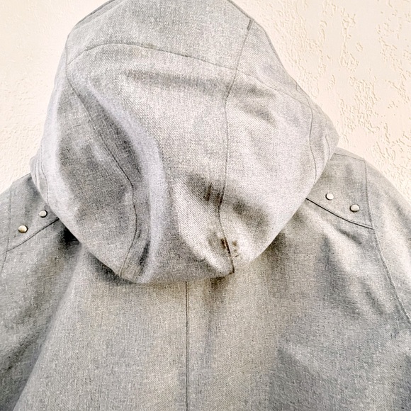 Roxy // Denim Chambray Snowboarding Jacket - Picture 11 of 11